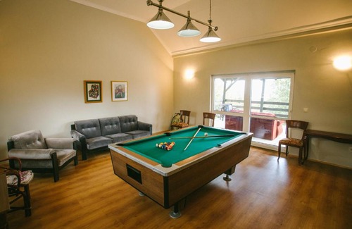 Mladenovac Casa | Kosmajski Vrh