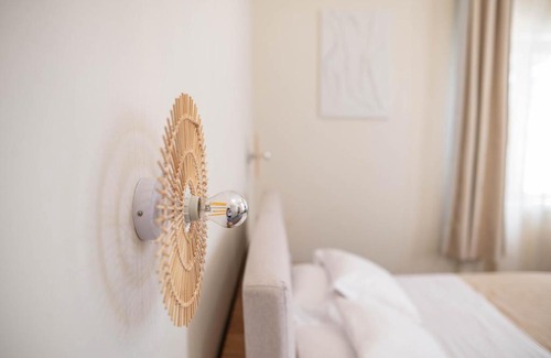 Kos Casa | Kosnian City Suites B