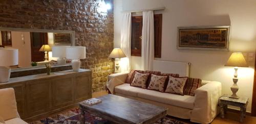 Aleimmatades Casa | Kosta's House