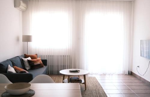 Dobrota Apartamento | Kotoro Apartment, Sea View, 60m to Beach, Free Parking