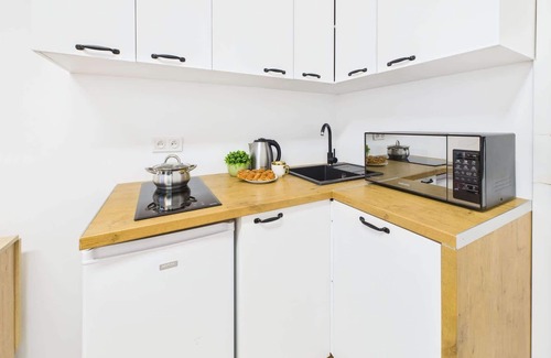 Praga Polnoc Apartamento | Kotsisa 8A | Bright Studio | Praga Północ