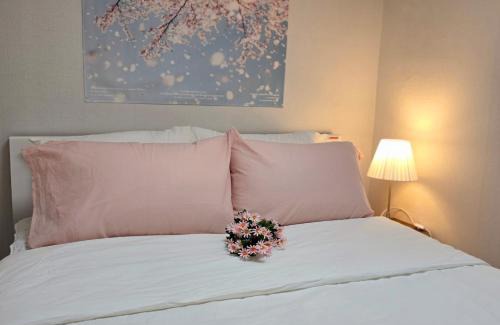 Hwanghak-tong Casa | Kozy Stay,신당역도보4분,동대문,ddp,명동,홍대,경복궁,서울타워,종로,강남,이태원,잠실,K-pop