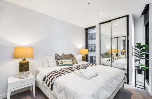 Fortitude Valley Apartamento | KOZYGURU FORTITUDE VALLEY DESIGNER GRADE 2 BED APT FREE PARKING QFV179-1401