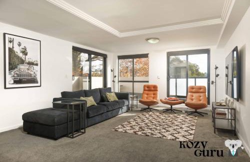 Homebush West Apartamento | KozyGuru | Homebush West | Modern 2R Apt + Parking