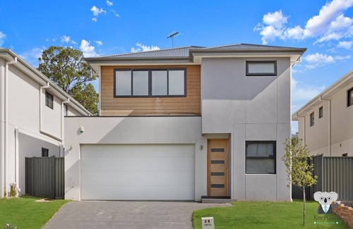 Rouse Hill Casa | KozyGuru | Rouse Hill | Spacious Holiday House