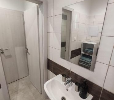 Nove Zamky Apartamento | Krásny nový prízemný apartmán