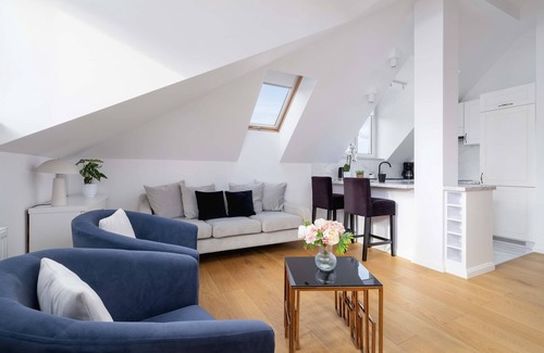 Krakow Apartamento | Królowej Jadwigi 94 | Bright Apartment | Parking