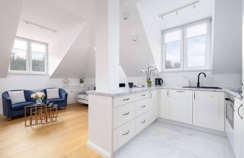 Krakow Apartamento | Królowej Jadwigi 94 | Bright Apartment | Parking