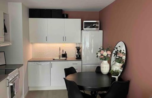 Kristiansand Apartamento | Kr.sand sentrum-gratis parkering og balkong