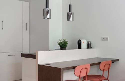Warszawskie Apartamento | Kraków Główny Apartment - Parking, Workspace - by Rentujemy