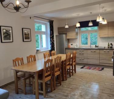 Bialowieza Casa | Kraska Dom Wakacyjny w Sercu Puszczy Białowieskiej