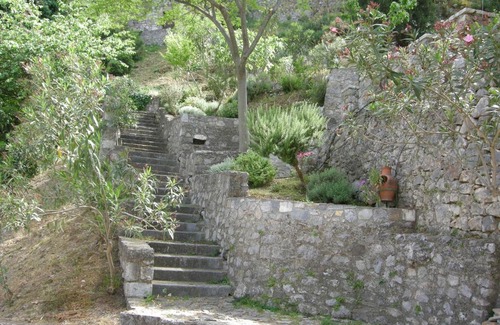 Meteora Casa | Kria springs
