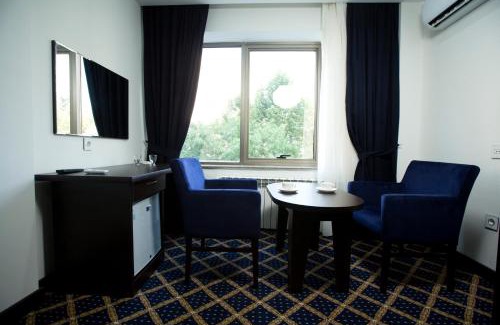 Nasimi Hotel | Kristal Inn Hotel