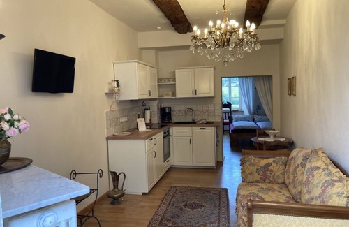 Maring-Noviand Casa | Kristallzimmer - Urlaub auf dem Historischen Weingut
