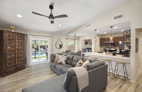 Villa De Paz Casa | Kristys Kastle