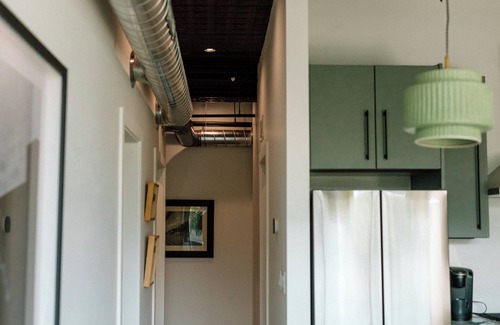 Charlevoix Apartamento | Kroger Lofts | Unit A | Rooftop Pool | Lake Views