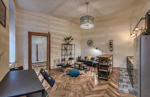 Palace District Apartamento | Krudy Downtown 2-Bedroom Apartment