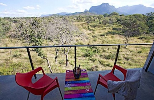 Hoedspruit Cabaña | Kruger Cliffs Turaco cottage