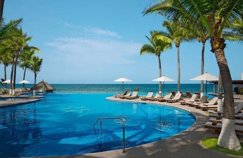 Flamingos Complejo | Krystal Grand Nuevo Vallarta