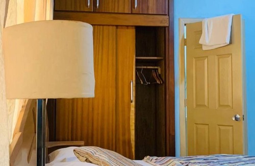 Accra Cabina | kshoes lodge (Executive Room)