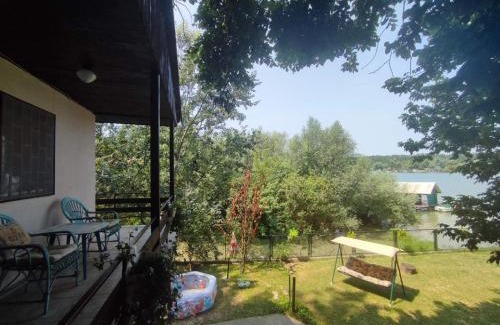 Cukarica Casa | Kuća na Savi Sojenica Kalisija, Makiš - Ada Ciganlija