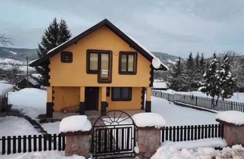 Kremna Casa | kuća za odmor Ćira