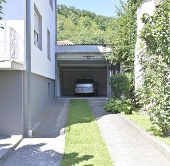 Strmosten Apartamento | Kuća za odmor ŽIVKOVIĆ - STRMOSTEN