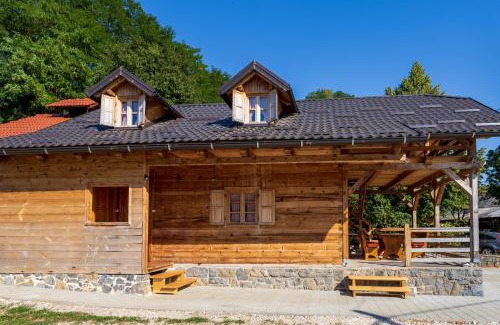 Otocac Casa | Kuća za odmor Lara