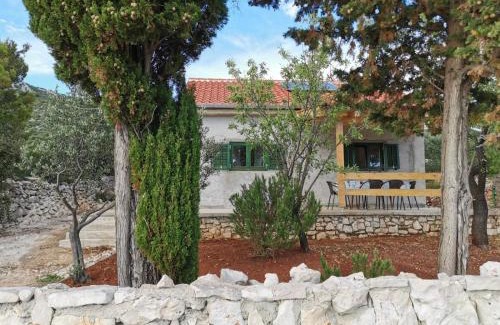Dobropoljana Casa | Kuća za odmor obitelji Pedišić