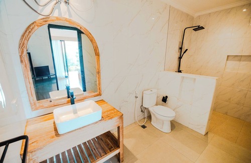 Kerobokan Casa | Kubu Dangin Guest House Kerobokan