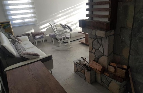 Lisina Casa | Kuca na Vidiku Kopaonika