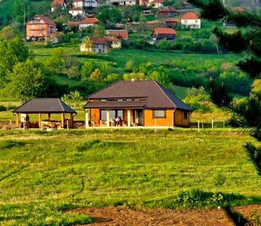 Raska Casa | Kucica od drveta 1