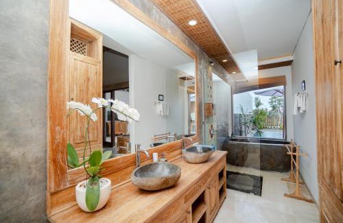 Kemenuh Hotel | Kudesa Bali