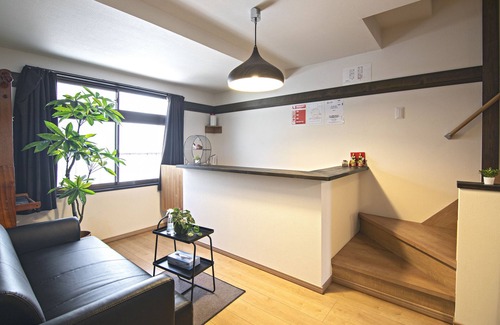 Minami Casa | Kujo Takeumi