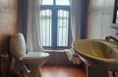 Kumarakom Alquiler De Eote | Kumarakom Lake Resort Houseboats