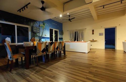 Catmon Casa | Kums Vacation Beach House in Catmon