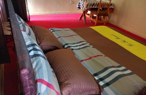 Nanyuki Cama Y Desayuno | Kunguru Cottage