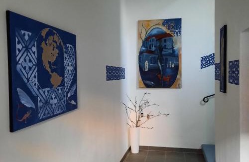 Mickten Apartamento | Kunstoase am blauen Haus