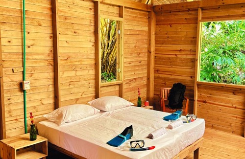Bahia Solano Hotel | Kurrulau - Hotel Playa Pacífica