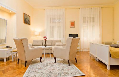 Sarospatak Casa | Kurucz Apartman