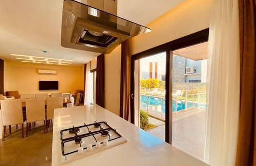 Kusadasi Casa | Kusadası nda havuzlu muhtesem villa NEWADA 4