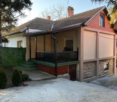Arandelovac Apartamento | Kutak Iglica
