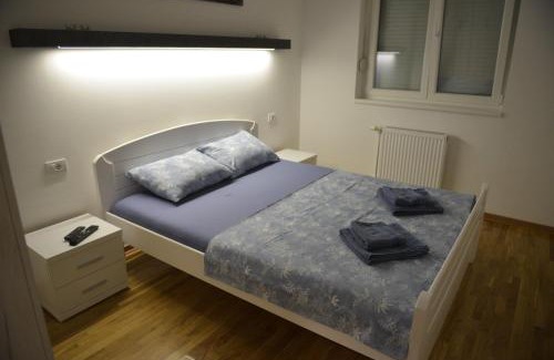 Becej Apartamento | Kutak M