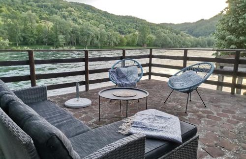Ljubovija Casa | Kutak na Drini