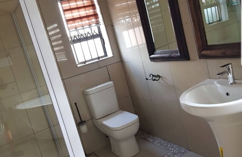 Vryheid Casa | Kwantulindawo Guesthouse Vryheid