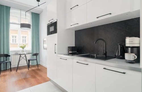 Poznan City Center Apartamento | Kwiatowa 3 | Comfortable Studio | WiFi