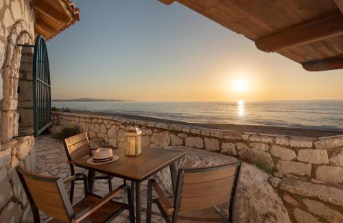 Almiros Beach Apartamento | Kyma Suites - adult only accommodation