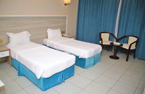 Al-Qurayyat Hotel | Kyona purpel