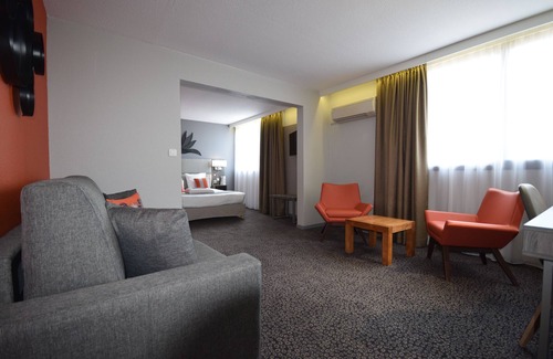 Merignac Hotel | Kyriad Prestige Bordeaux Ouest Mérignac