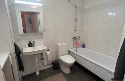 Taby Apartamento | Lägenhet, 80kvm i Täby park